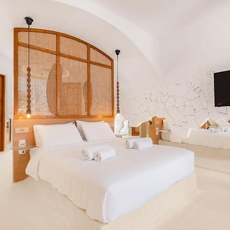 Faos Exclusive Suites ออร์นอส ภายนอก รูปภาพ