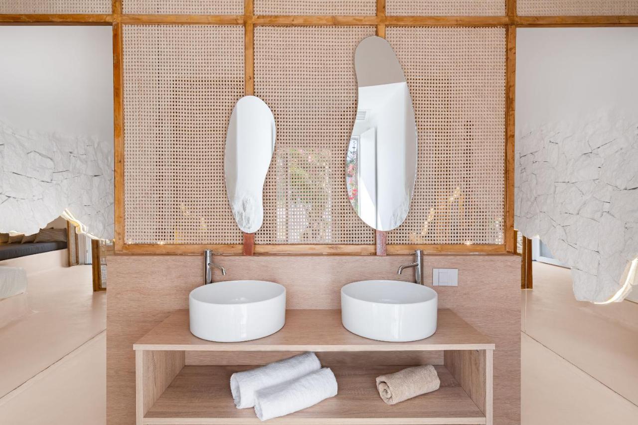 Faos Exclusive Suites ออร์นอส ภายนอก รูปภาพ